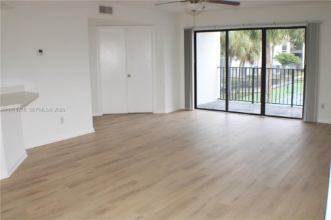 Снять в аренду кондоминиум в Корал-Спрингс, Флорида 3 спальни, 118.26м2, № 2005804 - фото 8