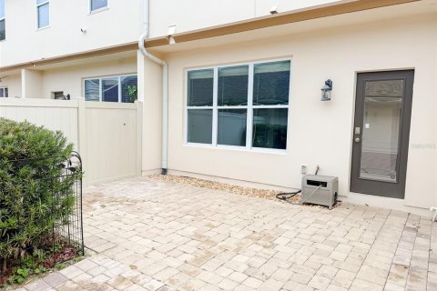 Touwnhouse à louer à Windermere, Floride: 3 chambres, 145.76 m2 № 2414954 - photo 22