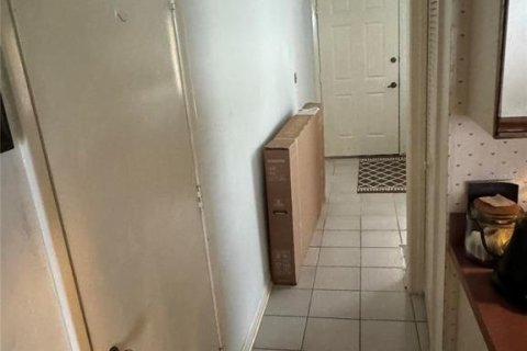 House in Apollo Beach, Florida 3 bedrooms, 170.1 sq.m. № 1844848 - photo 22