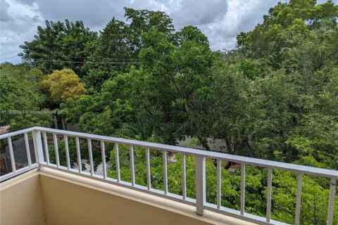 Condominio en venta en Miami, Florida, 1 dormitorio, 57.23 m2 № 1977512 - foto 15
