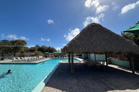 Купить кондоминиум в Дирфилд-Бич, Флорида 1 спальня, 77.29м2, № 1956736 - фото 16