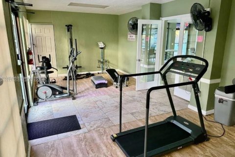 Купить кондоминиум в Дирфилд-Бич, Флорида 1 спальня, 77.29м2, № 1956736 - фото 14