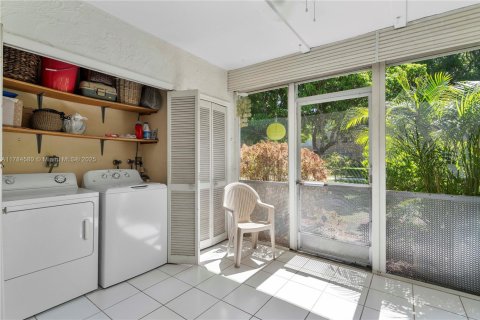 Купить кондоминиум в Дирфилд-Бич, Флорида 1 спальня, 77.29м2, № 1956736 - фото 11