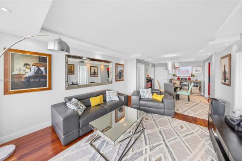 Copropriété à vendre à Miami Beach, Floride: 2 chambres, 110.55 m2 № 1959043 - photo 10