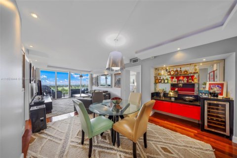 Copropriété à vendre à Miami Beach, Floride: 2 chambres, 110.55 m2 № 1959043 - photo 12