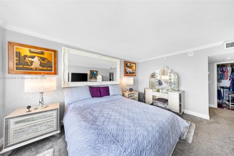 Copropriété à vendre à Miami Beach, Floride: 2 chambres, 110.55 m2 № 1959043 - photo 20