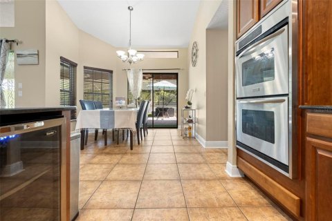 Casa en venta en Spring Hill, Florida, 4 dormitorios, 245.73 m2 № 1876543 - foto 24