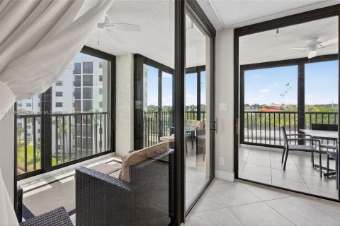 Condo in Tequesta, Florida, 3 bedrooms  № 1936535 - photo 13