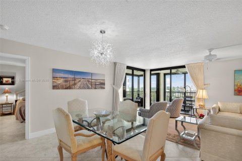 Condo in Tequesta, Florida, 3 bedrooms  № 1936535 - photo 11