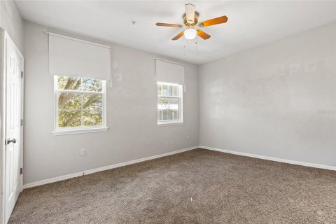 Condominio en venta en Orlando, Florida, 3 dormitorios, 117.06 m2 № 2196415 - foto 9