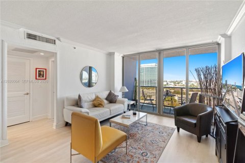 Copropriété à louer à Miami Beach, Floride: 1 chambre, 85.66 m2 № 2153727 - photo 12