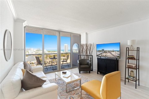 Copropriété à louer à Miami Beach, Floride: 1 chambre, 85.66 m2 № 2153727 - photo 13