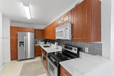 Copropriété à louer à Miami Beach, Floride: 1 chambre, 85.66 m2 № 2153727 - photo 6