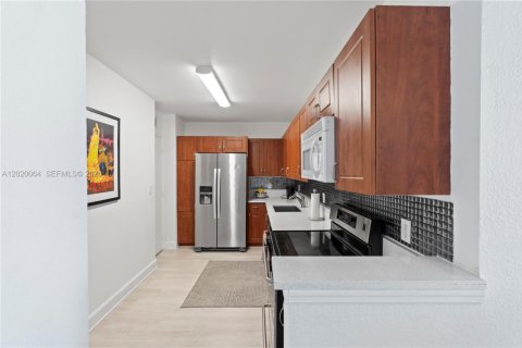 Copropriété à louer à Miami Beach, Floride: 1 chambre, 85.66 m2 № 2153727 - photo 5