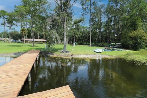 Villa ou maison à vendre à Silver Springs Shores, Floride: 3 chambres, 181.62 m2 № 1436137 - photo 16