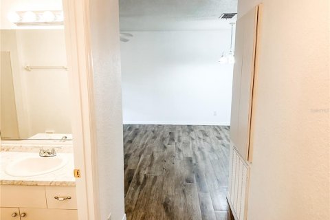 Apartment in Ocala, Florida 2 bedrooms, 83.61 sq.m. № 2101387 - photo 13