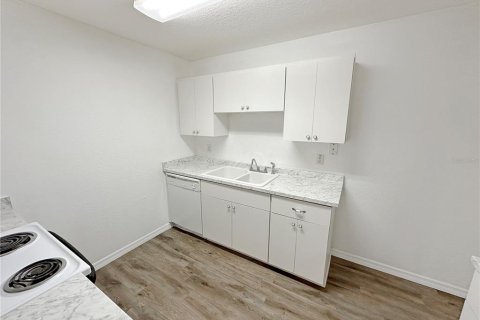 Apartment in Ocala, Florida 2 bedrooms, 83.61 sq.m. № 2101387 - photo 8
