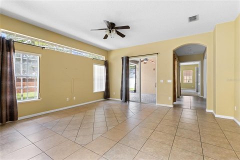 Villa ou maison à vendre à Orlando, Floride: 4 chambres, 306.39 m2 № 2121399 - photo 17
