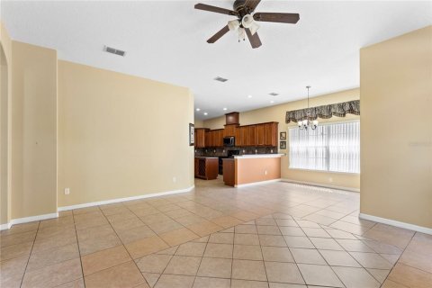 Villa ou maison à vendre à Orlando, Floride: 4 chambres, 306.39 m2 № 2121399 - photo 20