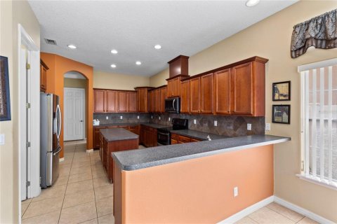 Villa ou maison à vendre à Orlando, Floride: 4 chambres, 306.39 m2 № 2121399 - photo 18