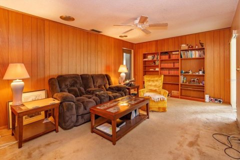 Villa ou maison à vendre à Altamonte Springs, Floride: 4 chambres, 159.79 m2 № 2259210 - photo 8