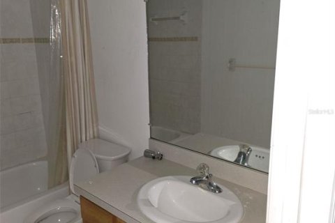Снять в аренду таунхаус в Дейд-Сити, Флорида 3 комнаты, 89м2, № 1740350 - фото 14