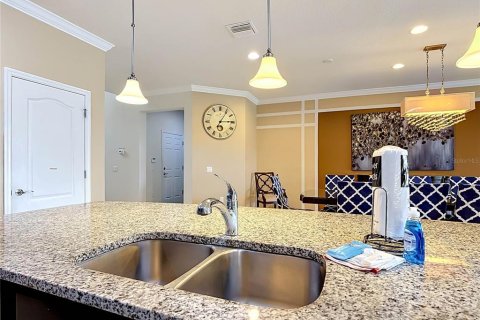 House in Kissimmee, Florida 8 bedrooms, 375.42 sq.m. № 2213444 - photo 11