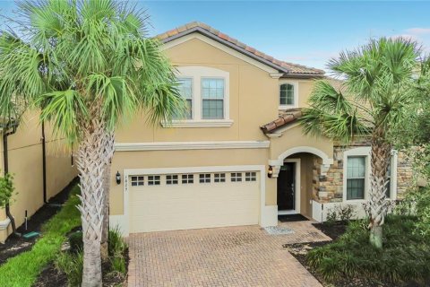 House in Kissimmee, Florida 8 bedrooms, 375.42 sq.m. № 2213444
