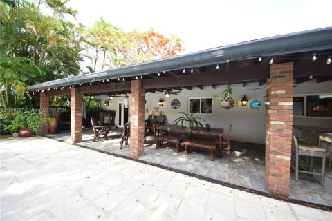 Купить виллу или дом в Майами, Флорида 6 спален, 299.33м2, № 1984244 - фото 28