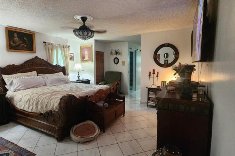 Купить виллу или дом в Майами, Флорида 6 спален, 299.33м2, № 1984244 - фото 6