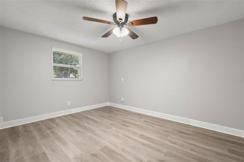 Casa en alquiler en Largo, Florida, 3 dormitorios, 148.36 m2 № 1883542 - foto 11