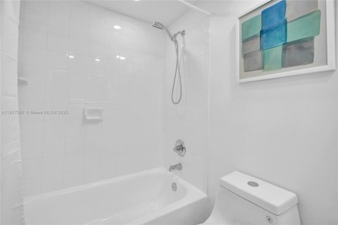 Снять в аренду кондоминиум в Холливуд, Флорида 44.78м2, № 1973728 - фото 14