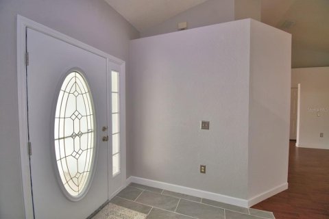 House in Winter Haven, Florida 4 bedrooms, 138.24 sq.m. № 2093330 - photo 5