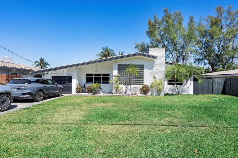 Villa ou maison à louer à Miami, Floride: 4 chambres, 176.98 m2 № 1485718 - photo 8