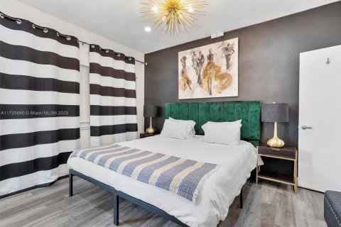 Villa ou maison à louer à Miami, Floride: 4 chambres, 176.98 m2 № 1485718 - photo 17