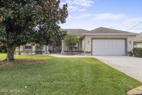 House in Palm Coast, Florida 3 bedrooms, 223.89 sq.m. № 845662 - photo 1