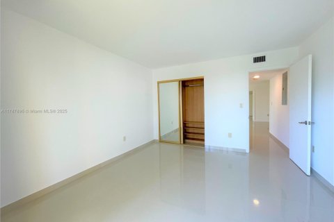 Copropriété à louer à Miami Beach, Floride: 2 chambres, 100.06 m2 № 1645315 - photo 12