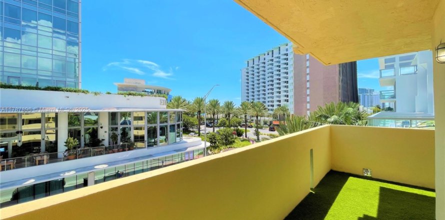 Condo à Miami Beach, Floride, 2 chambres  № 1645315