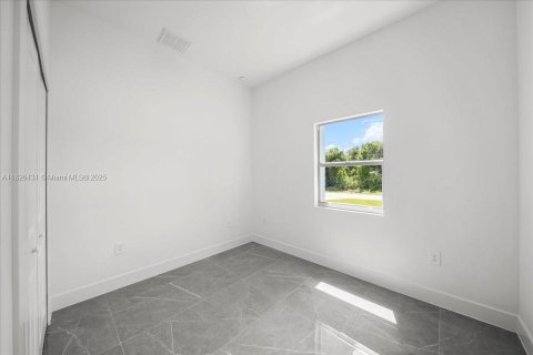 Villa ou maison à vendre à Lehigh Acres, Floride: 3 chambres № 1801146 - photo 27