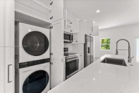 Villa ou maison à vendre à Lehigh Acres, Floride: 3 chambres № 1801146 - photo 6