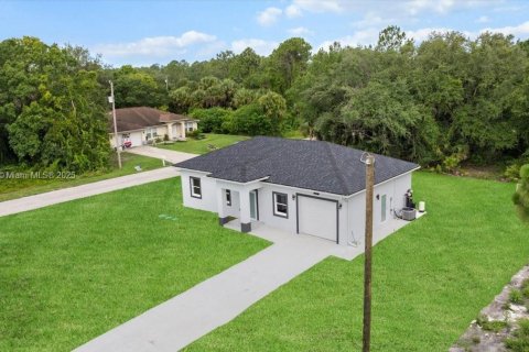 Villa ou maison à vendre à Lehigh Acres, Floride: 3 chambres № 1801146 - photo 28
