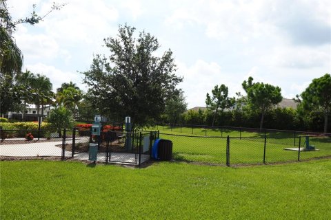 Touwnhouse à louer à Bradenton, Floride: 3 chambres, 163.32 m2 № 2413623 - photo 5