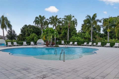 Touwnhouse à louer à Bradenton, Floride: 3 chambres, 163.32 m2 № 2413623 - photo 10