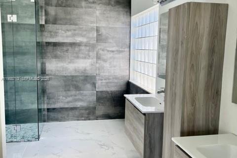 Casa en alquiler en Plantation, Florida, 4 dormitorios, 212.19 m2 № 2055571 - foto 13