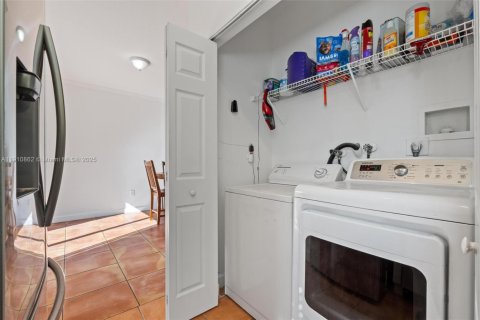 Купить виллу или дом в Хомстед, Флорида 3 спальни, 148.09м2, № 1972835 - фото 13