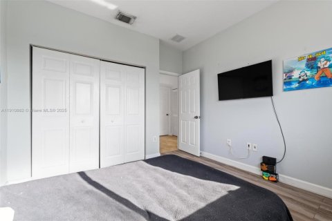 Купить виллу или дом в Хомстед, Флорида 3 спальни, 148.09м2, № 1972835 - фото 23