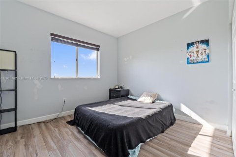 Купить виллу или дом в Хомстед, Флорида 3 спальни, 148.09м2, № 1972835 - фото 22