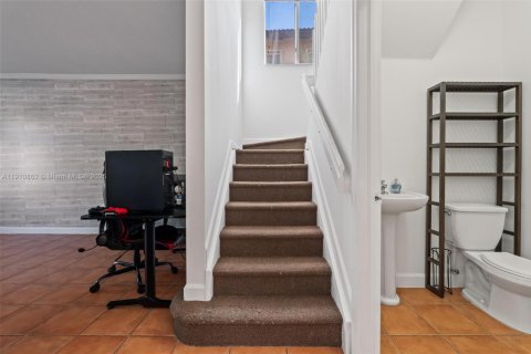 Купить виллу или дом в Хомстед, Флорида 3 спальни, 148.09м2, № 1972835 - фото 15