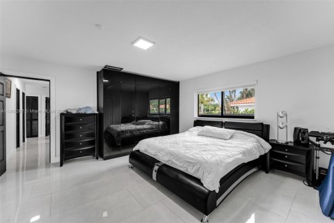 Купить виллу или дом в Майами, Флорида 5 спален, 203.55м2, № 1974308 - фото 22