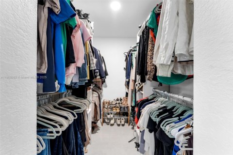 Купить виллу или дом в Майами, Флорида 5 спален, 203.55м2, № 1974308 - фото 21